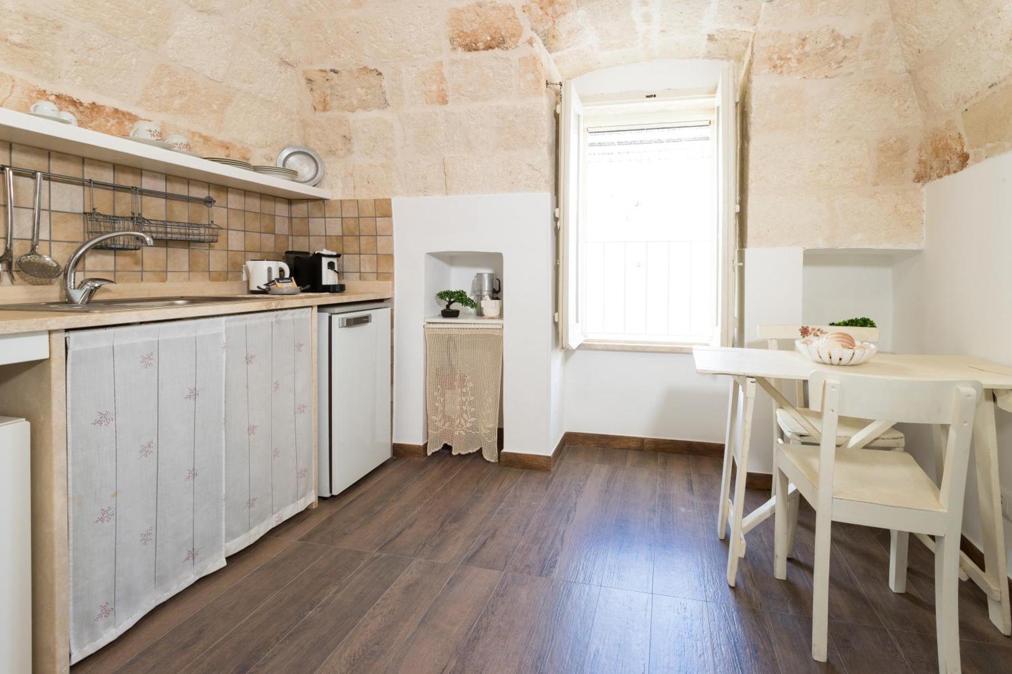 Sotto Il Campanile Apartment โมโนโปลี ภายนอก รูปภาพ