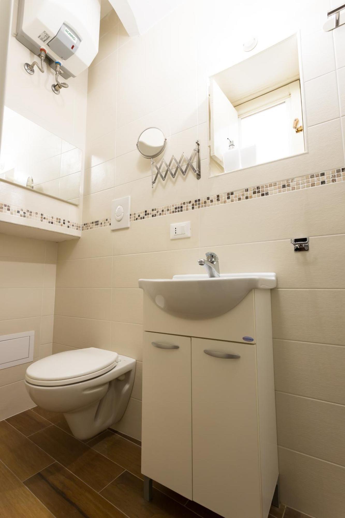 Sotto Il Campanile Apartment โมโนโปลี ภายนอก รูปภาพ